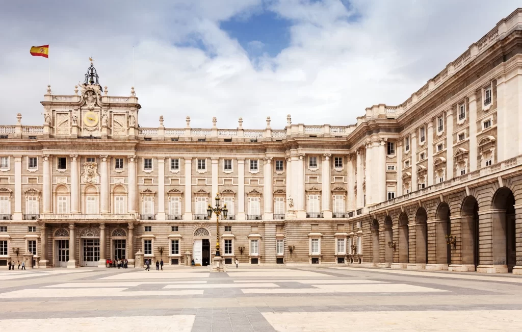 royal palace madrid spain 1398 4247 1